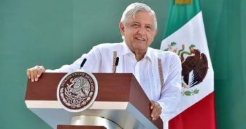 Insiste AMLO que países deben una disculpa a México por la conquista