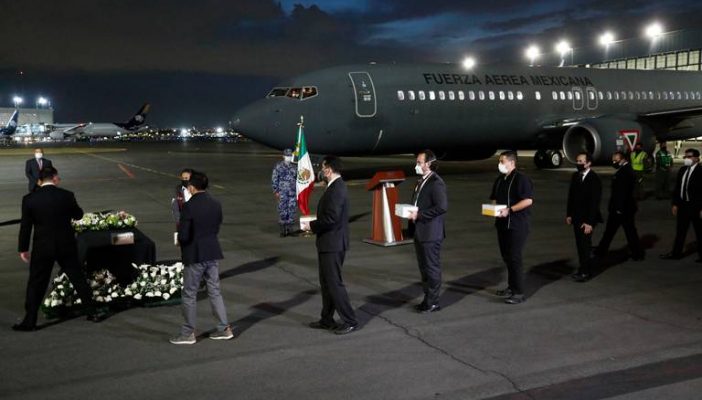 Repatrian cenizas de mexicanos fallecidos por Covid-19 en EU