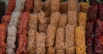 Diputada del PRD propone eliminar comida chatarra de escuelas