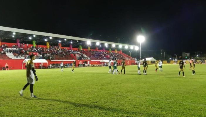 Primer partido de futbol con público en México