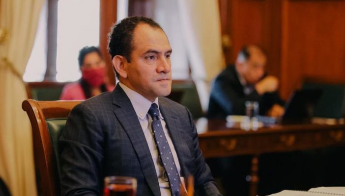 México empezará a pagar vacunas contra coronavirus esta semana: Hacienda