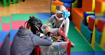 Niños con cáncer no reciben medicamentos del gobierno federal desde hace 3 meses