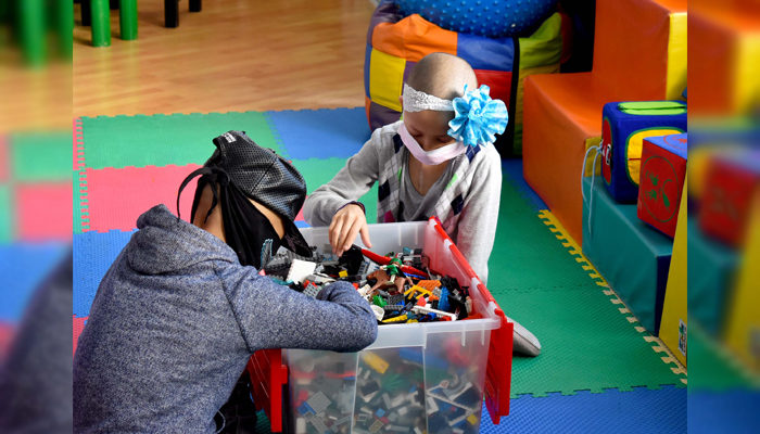 Otra vez... AMLO asegura que la próxima semana habrá medicamentos contra cáncer