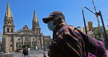 SSa hace un llamado “enérgico” a la población a mantener la sana distancia