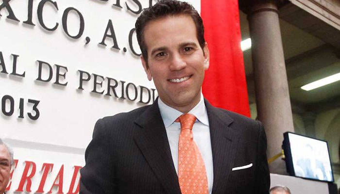 Llaman a declarar a Loret de Mola por montaje en caso Vallarta y Cassez