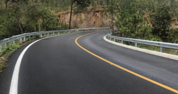 Entrega el Gobernador obras en la Sierra Costa Sur