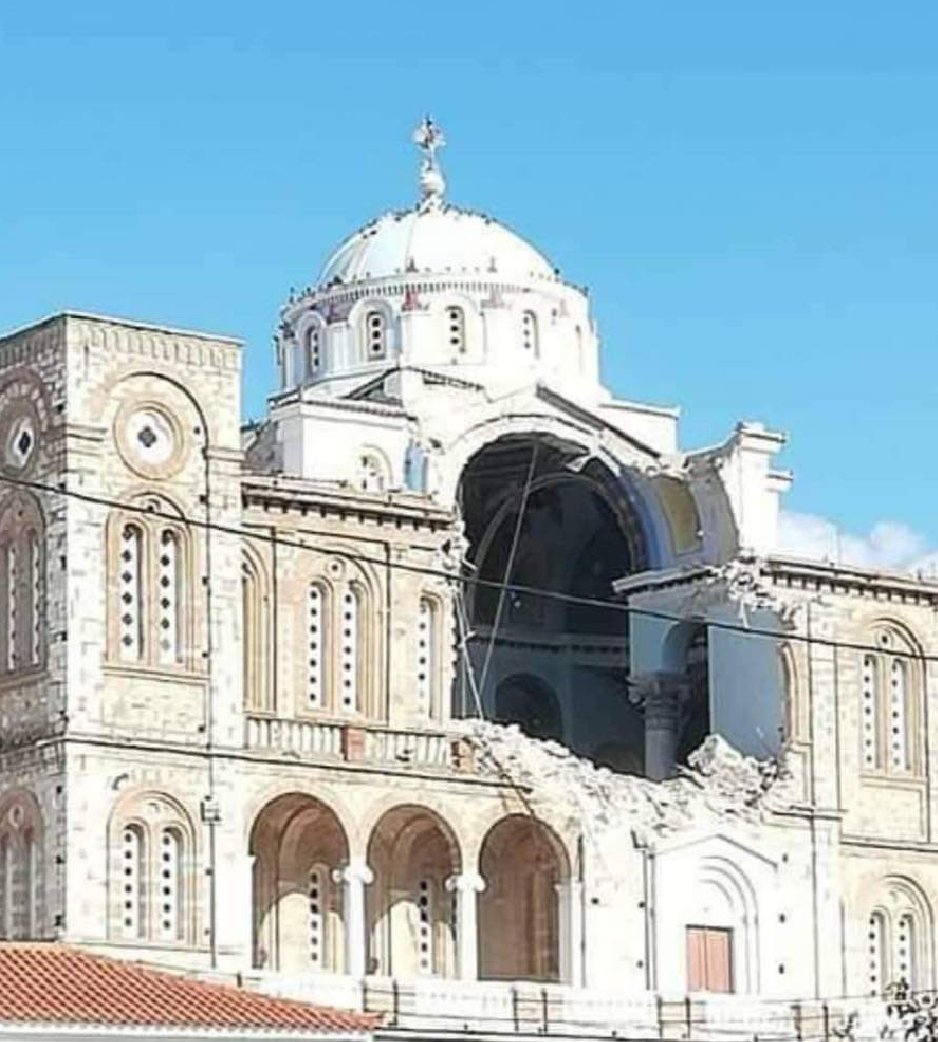 Sismo y tsunami golpean isla de Samos, en Grecia 4 Sismo y tsunami golpean isla de Samos, en Grecia