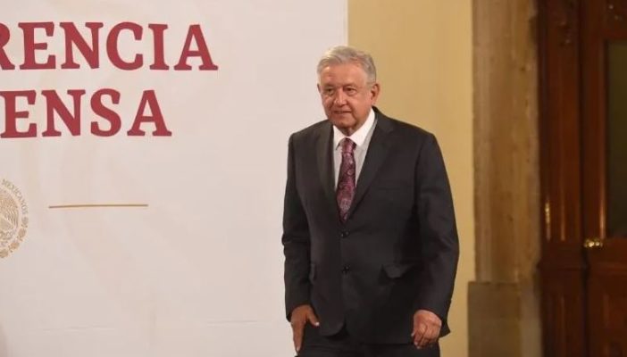 Consulta a ex presidentes no costará 8mmdp, dice AMLO