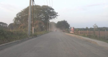 Denuncian vecinos de La Misión 'simulación' en su calle de ingreso