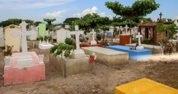 Panteones en Vallarta están al 96% de su capacidad