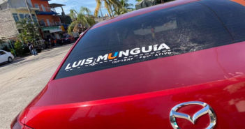 Siguen las quejas contra Munguía por colocar calcas sin permiso