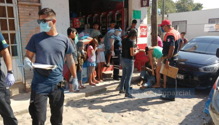 Agreden a policía a pedradas en Ixtapa