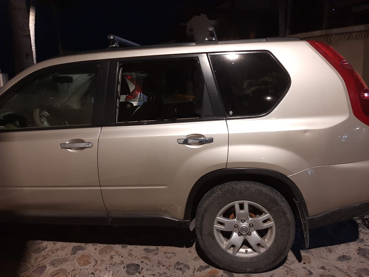 'Mocosos' menores de edad dañan 11 vehículos en halloween 1 'Mocosos' menores de edad dañan 11 vehículos en halloween