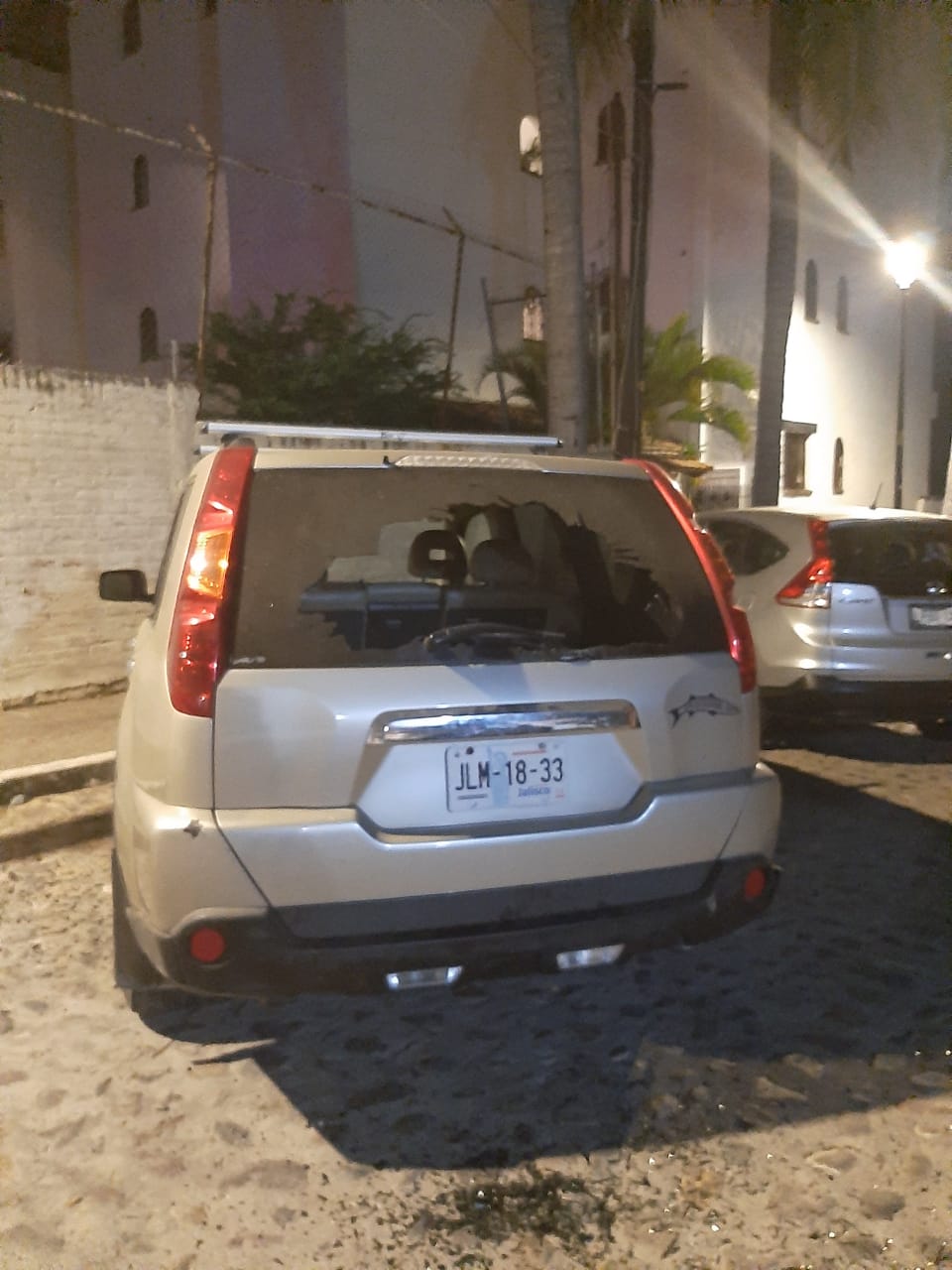 'Mocosos' menores de edad dañan 11 vehículos en halloween 4 'Mocosos' menores de edad dañan 11 vehículos en halloween