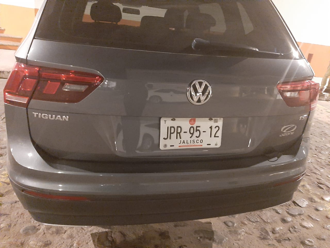 'Mocosos' menores de edad dañan 11 vehículos en halloween 9 'Mocosos' menores de edad dañan 11 vehículos en halloween