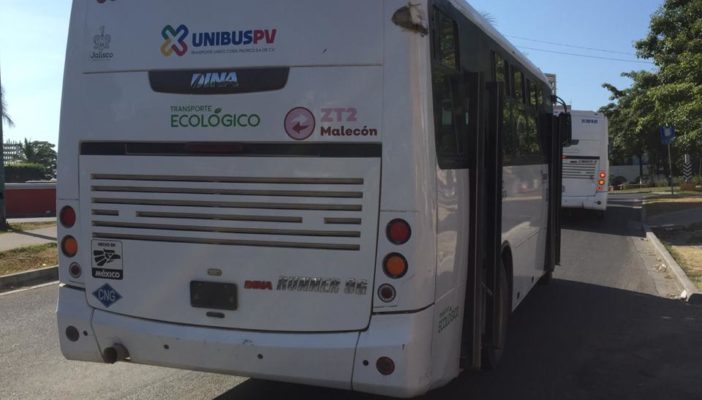 Siguen las quejas por usuarios sin cubrebocas en transporte público