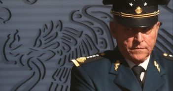 Cienfuegos se declara 'no culpable' de narcotráfico y lavado de dinero