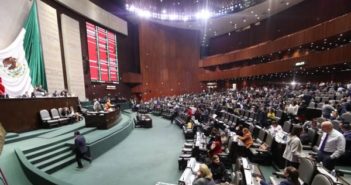 Diputados aprueban reelegirse ¡Sin pedir licencia y cobrando su sueldo!