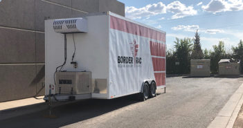 El Paso instala 10 morgues móviles por alto número de muertes por coronavirus