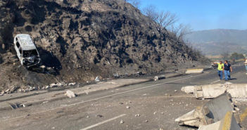 Al menos 11 muertos por choque y explosión de pipa en la Jala-Compostela