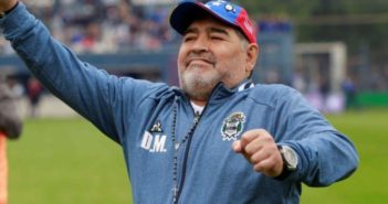 Diego Maradona es hospitalizado en Argentina