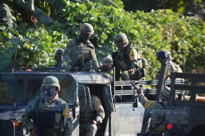 Militares causan asombro por operativo en Palmar del Progreso