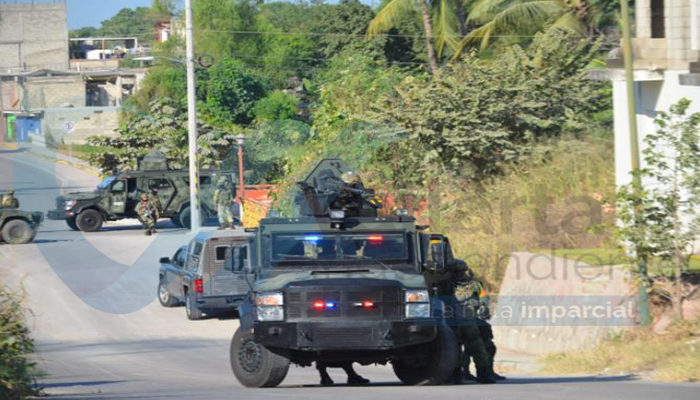 Militares causan asombro por operativo en Palmar del Progreso