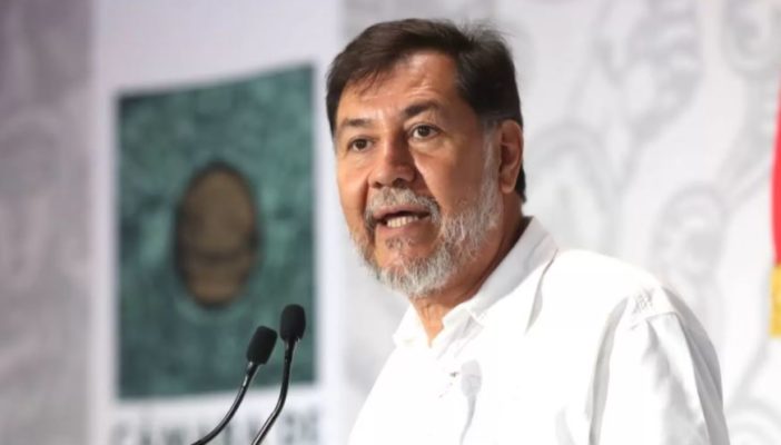 Fernández Noroña se niega a usar cubrebocas en sesión del INE