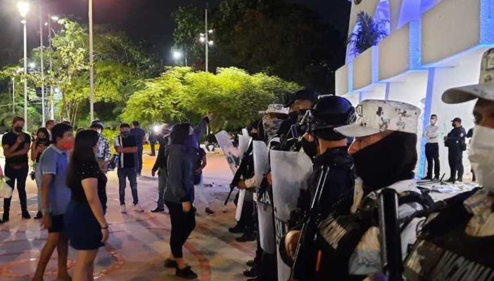 Separan del cargo a director de seguridad pública de Cancún