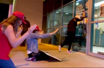 Rezan simpatizantes de Trump para que gane elecciones en Nevada