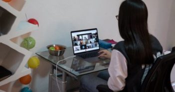 Exigen maestros de Nayarit pago de salarios y prestaciones