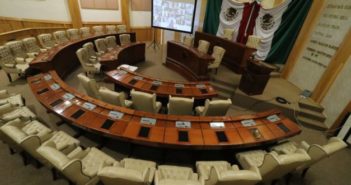 Panistas de Nayarit abandonan su fracción y se adhieren al PRI