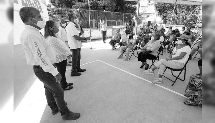 Exprime Dávalos hasta el último ladrillo con tal de hacer campaña