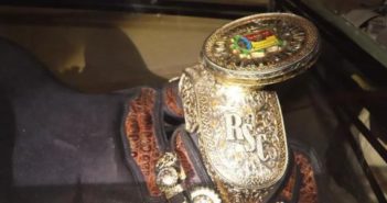 Roberto Sandoval tenía una montura de oro valuada en 10 millones