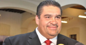 Detienen a 'El Toro', ex alcalde de Tepic, por desvío de recursos