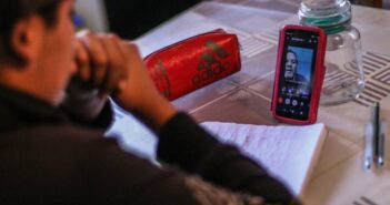 Niega Secretaría de Educación rezago por clases virtuales