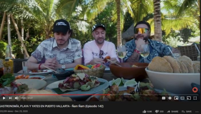 Chumel Torres se lanza contra López-Gatell; le recuerdan que él vacacionó en Vallarta