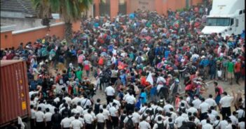 Guatemala dispersa a caravana migrante de carretera