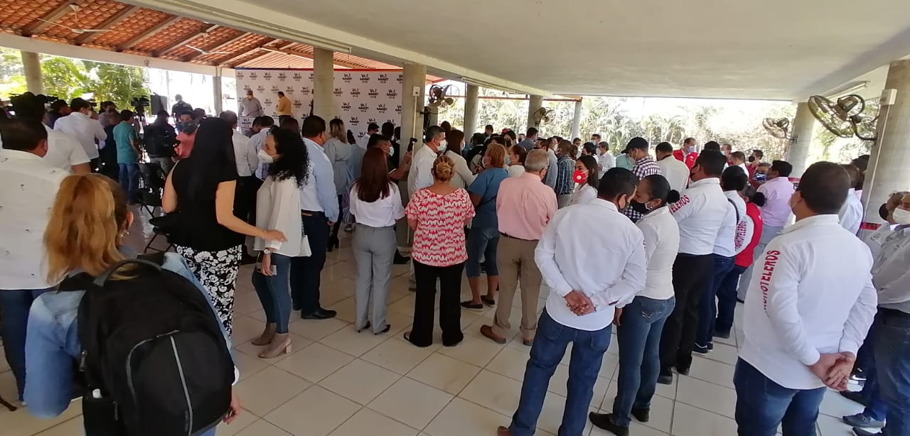 Negocios limitados y Jaime Cuevas en reunión política sin sana distancia 6 Negocios limitados y Jaime Cuevas en reunión política sin sana distancia