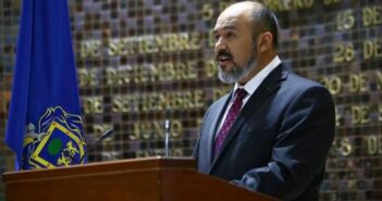 Pide licencia Bruno Blancas al congreso local