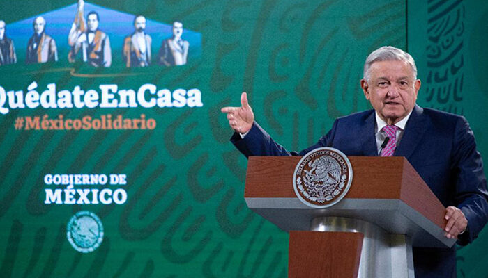 Se niega AMLO a usar cubrebocas, a pesar de haber padecido Covid-19