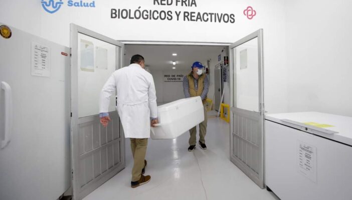 Mascota y Vallarta se quedaron sin vacunas para adultos mayores