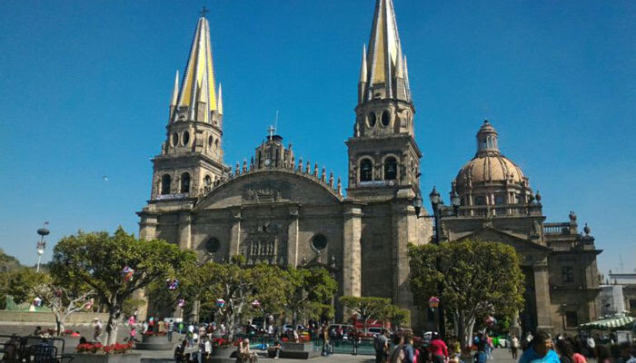 Sin festejos, GDL recibe su aniversario 479