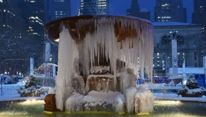 Decretan emergencia en Nueva York por tormenta invernal