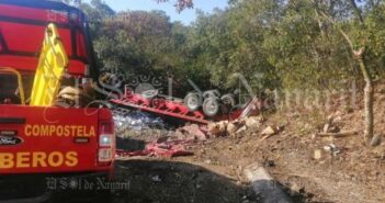 Reportan rapiña tras volcadura de tráiler cargado de cerveza