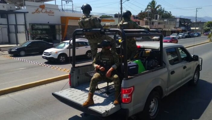 Sacan a la Marina de Puerto Vallarta; brindaba seguridad desde enero
