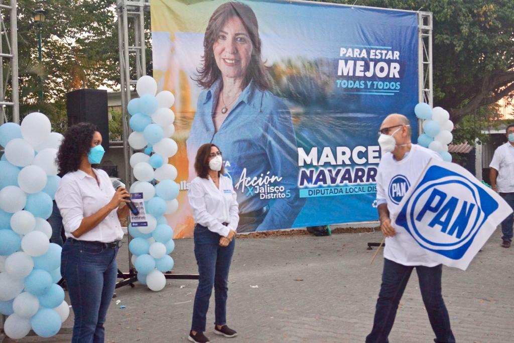 Marcela Navarrete da el primer paso en su campaña para la diputación local
