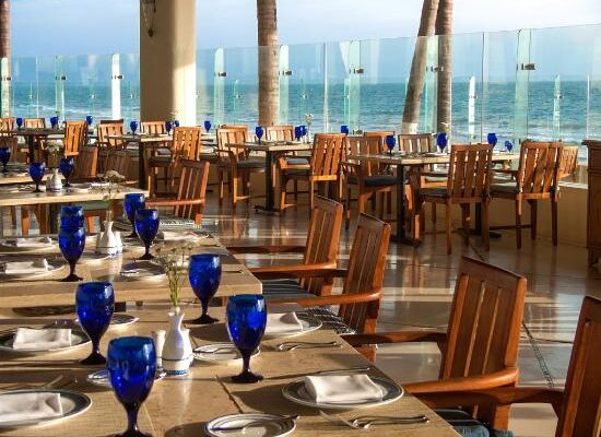 Restauranteros nayaritas piden menos restricciones en sus negocios