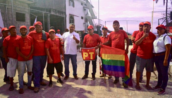 Yelapa le da el respaldo a Mario Rodríguez