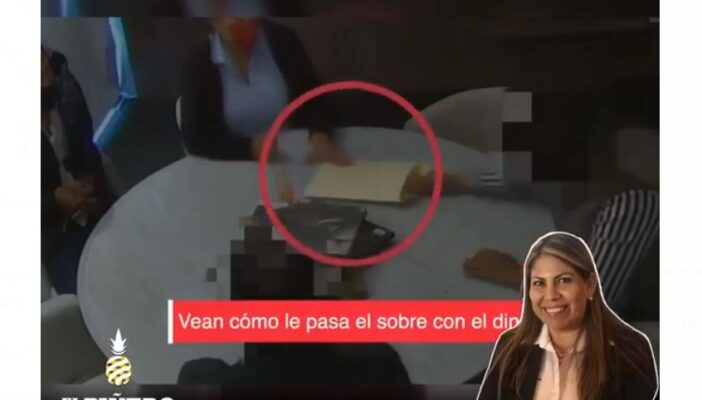 El que calla otorga... Carmina evade preguntas sobre sus videoescándalos